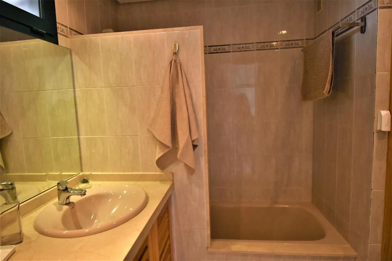 Pueblo Torrequebrada, Benalmadena 2 Bed Apt